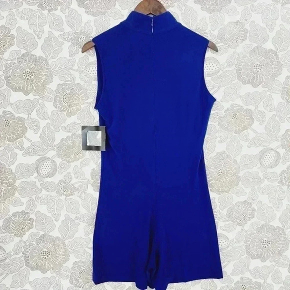 NWT  Kamaliku Ture x Norma Kamali Mock neck sleeveless Romper Women's M 8752 - Picture 2 of 8